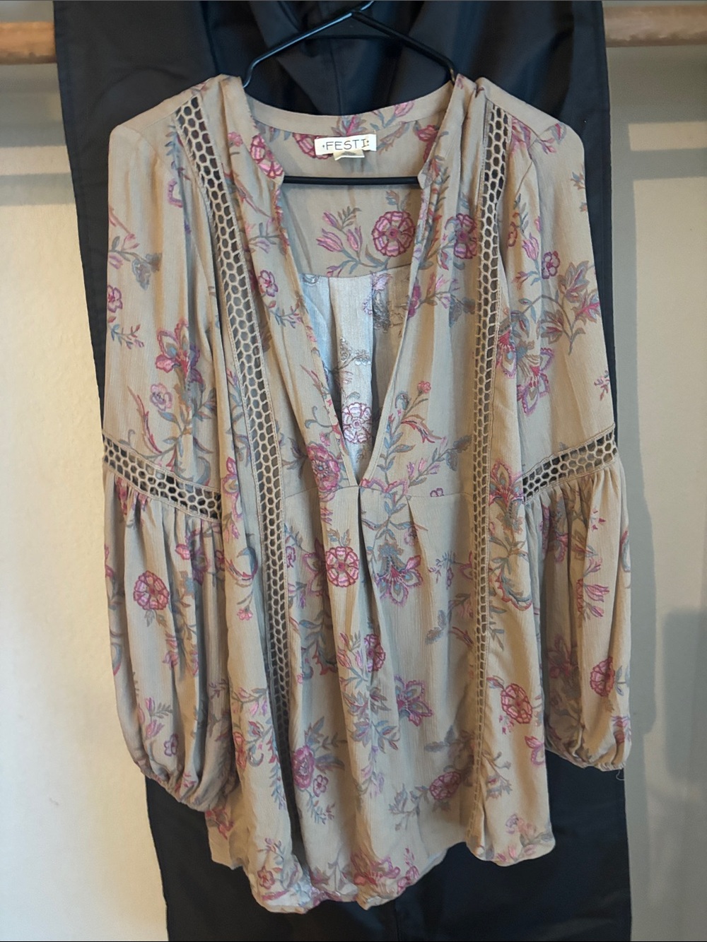 torrid Beige Floral Peasant Blouse with Pink Accents